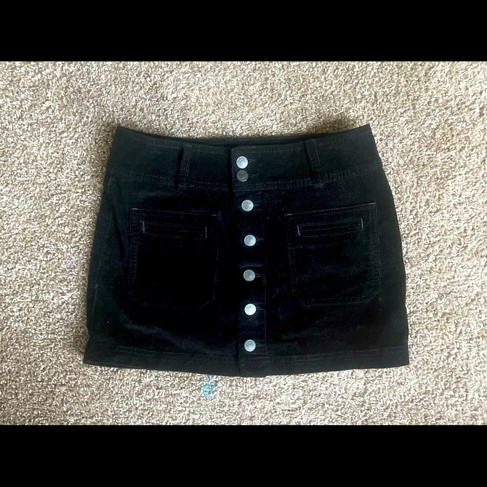 BLACK MINI SKIRT BUTTON DOWN FREE PEOPLE SIZE 26